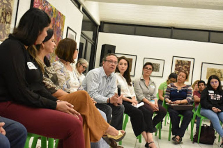 Ensayos para habitar Culiacán, es Enjambre de Ideas tras balaceras