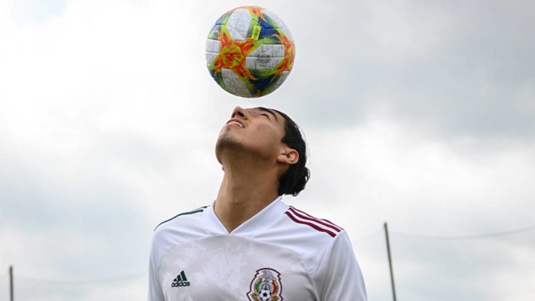 Selección Mexicana presenta su nuevo jersey de visitante