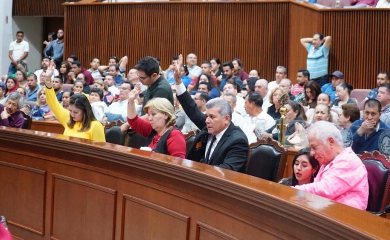 Tumban privilegio: pagarán altos funcionarios cuotas de peaje