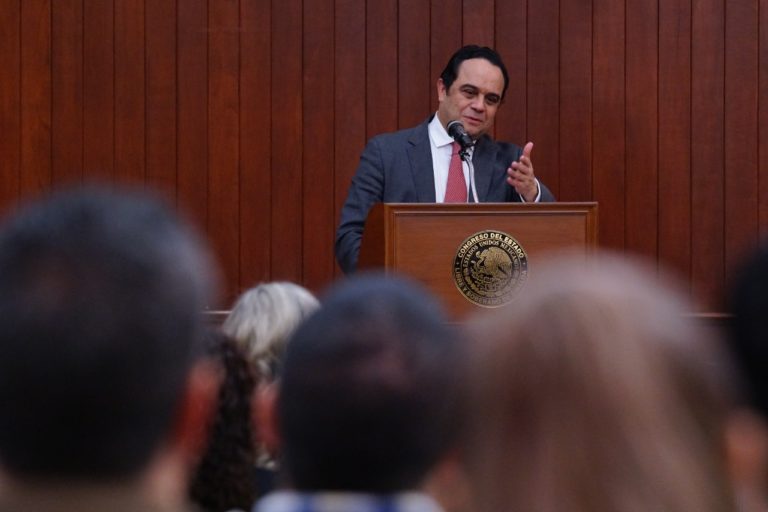 Poderes Legislativos, los mejores refugios de CEAIP: INAI