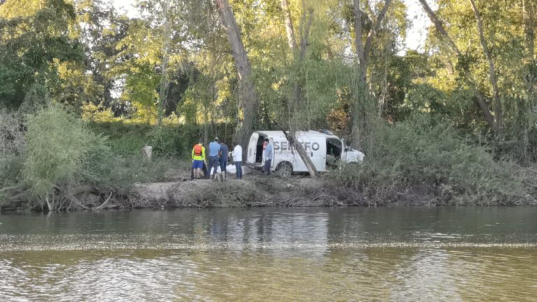 Estaban pescando en Culiacancito; hallaron un cadáver