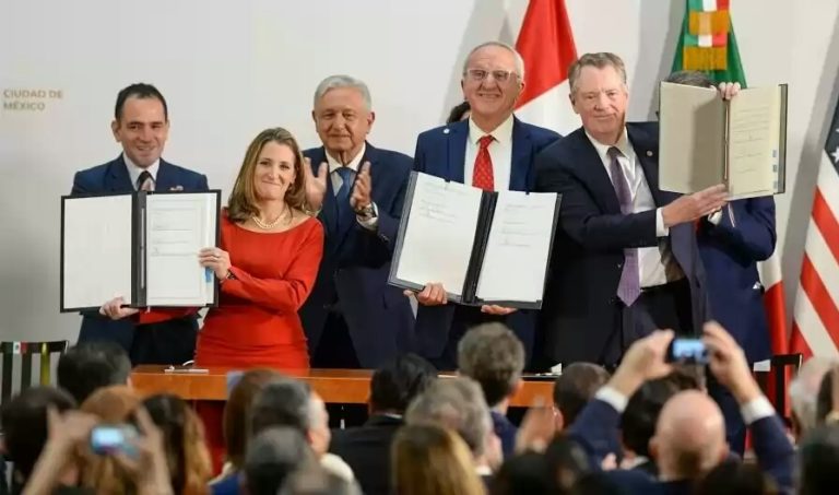 México, EU y Canadá firman protocolo modificatorio del T-MEC en Palacio Nacional