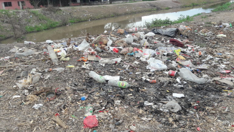 Admite alcalde de Navolato severas fallas en recolección de basura