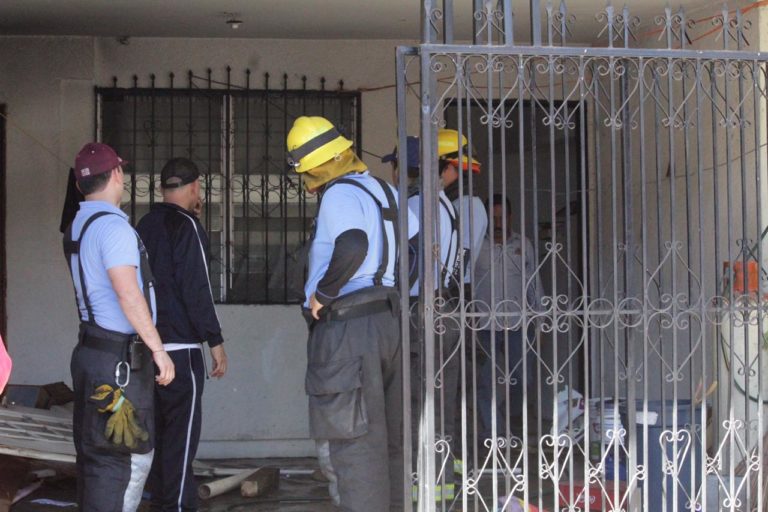 Resulta joven ilesa tras explosión de gas en Tierra Blanca