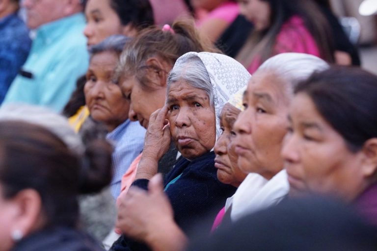 Socializan con pueblos indígenas su participación obligatoria en ayuntamientos
