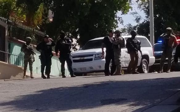 Lo arrestan con camioneta robada y una AK-47 en Culiacán