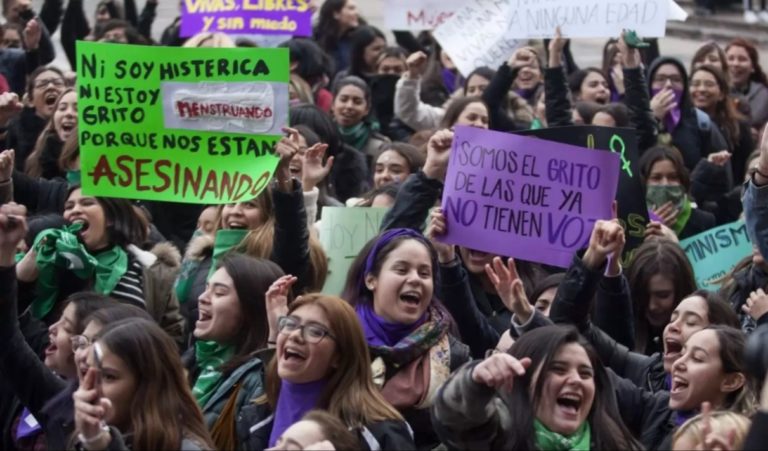 Expertos prevén pérdida de $43.5 mil millones por ausencia de mujeres en México este 9M