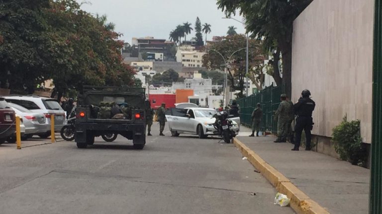 Culiacán en ‘guerra’; evacuan IMSS por otra balacera