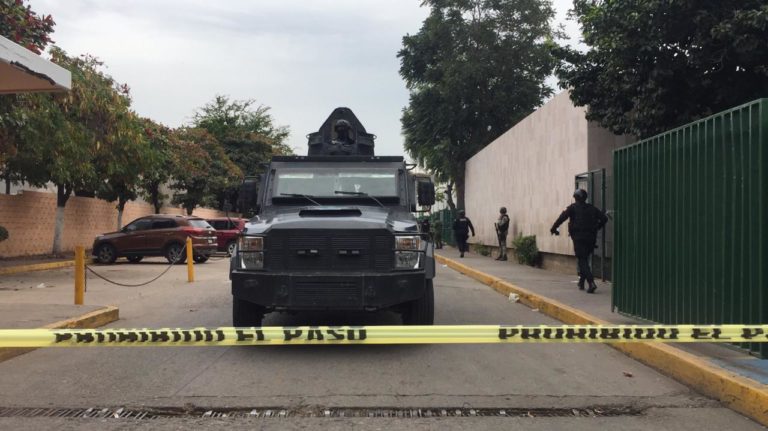 Así se vivió la balacera del IMSS en Culiacán (videos)