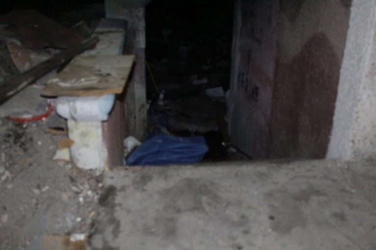 Hallan cadáver en antigua congeladora del Centro de Culiacán