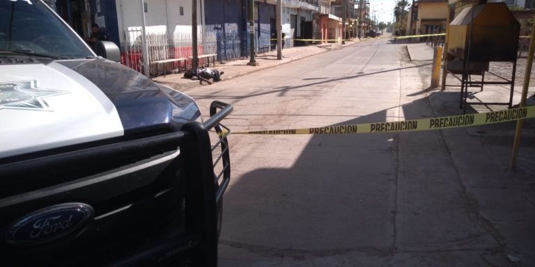 Muere por presunta congestión alcohólica en Villa Juárez