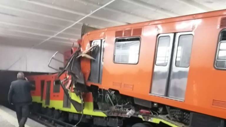 Reportan 18 lesionados por choque de trenes en el metro CDMX