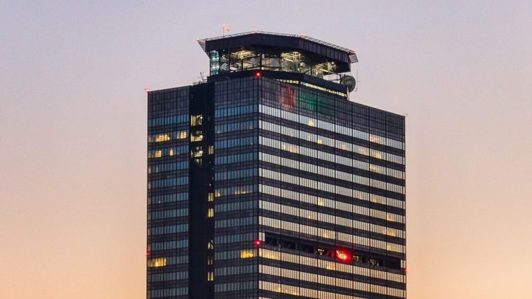 Pemex perdió en 3 meses el equivalente a todo su presupuesto de 2020