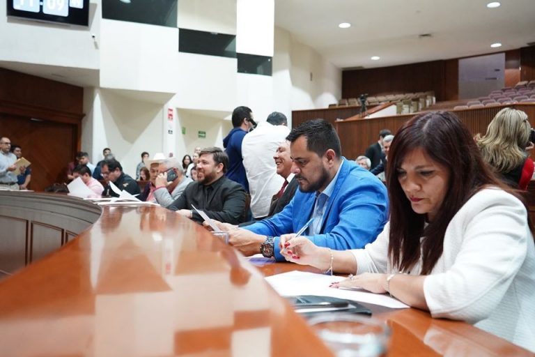 Ahora los diputados tendrían sesiones virtuales