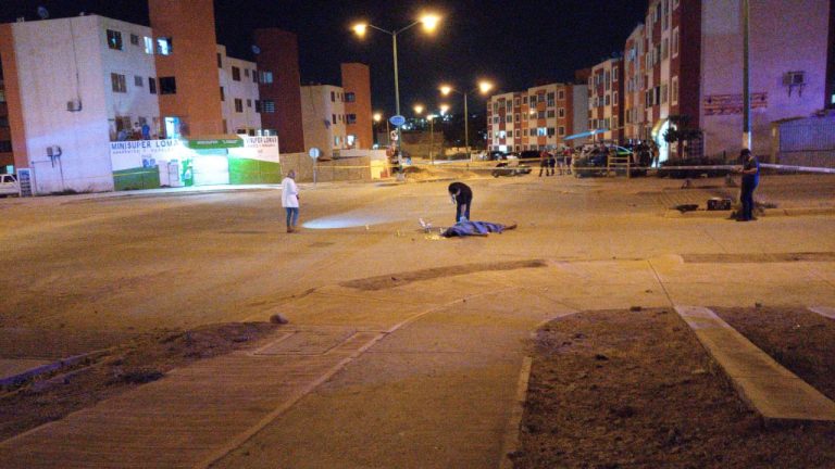 De siete disparos ejecutan a joven al sur de Culiacán