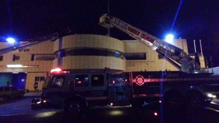 Pretendía arrojarse desde una antena, a 40 metros de altura