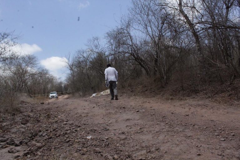 Con las manos amputadas hallan cadáver en Culiacán