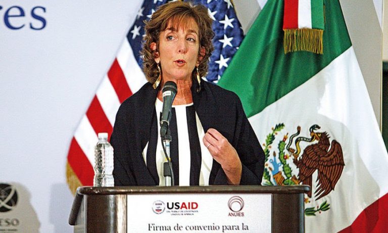 Conocíamos las andanzas de García Luna… pero debíamos trabajar con él: Roberta Jacobson