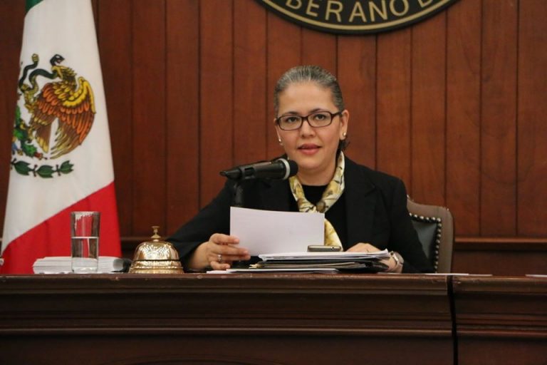 Los que rentan parcelas se han convertido en peones: diputada