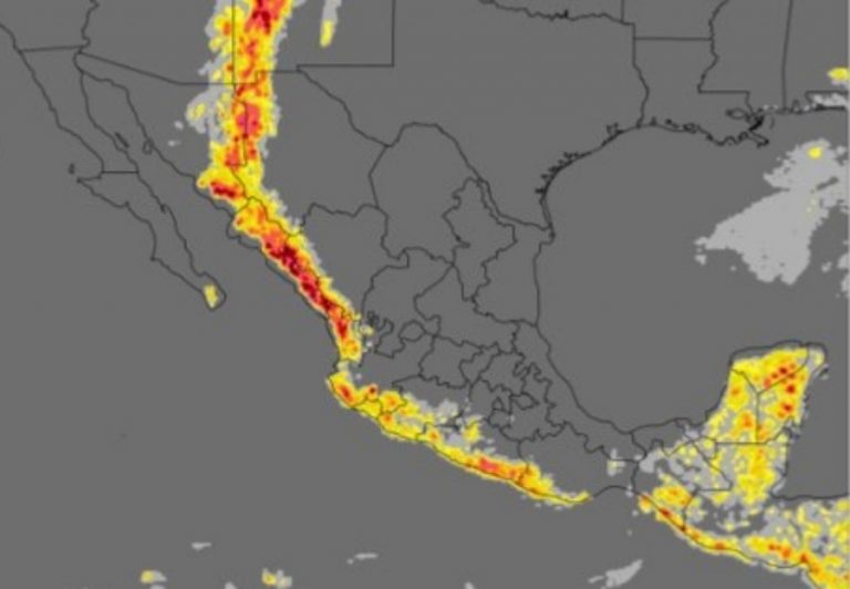 Pronostican para este sábado densidad de rayos en Sinaloa
