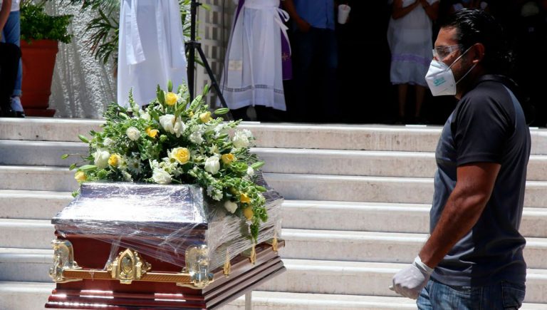 Rebasa México 30 mil muertes por COVID-19