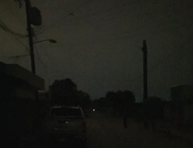 Suma Villa Juárez 15 días de apagones de CFE