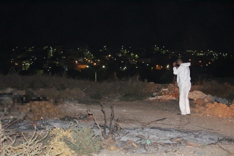 Queman cadáver en baldío de Finisterra