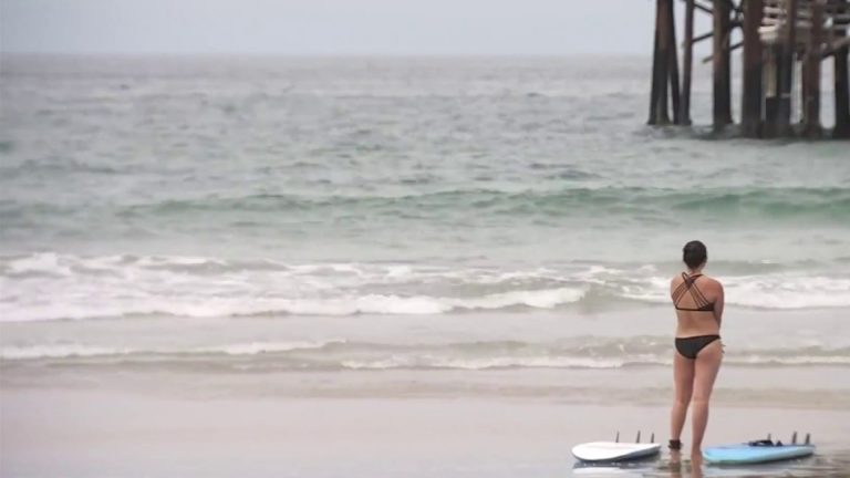 Los estadounidenses, llamados a celebrar el 4 de julio encerrados