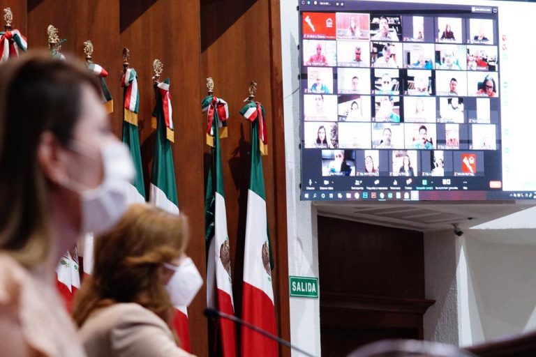 Atoran diputados propuesta del gobernador para Ismujeres