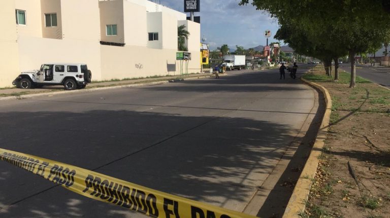 Reportan fallecido por disparos en clínica tras disputas en Culiacán