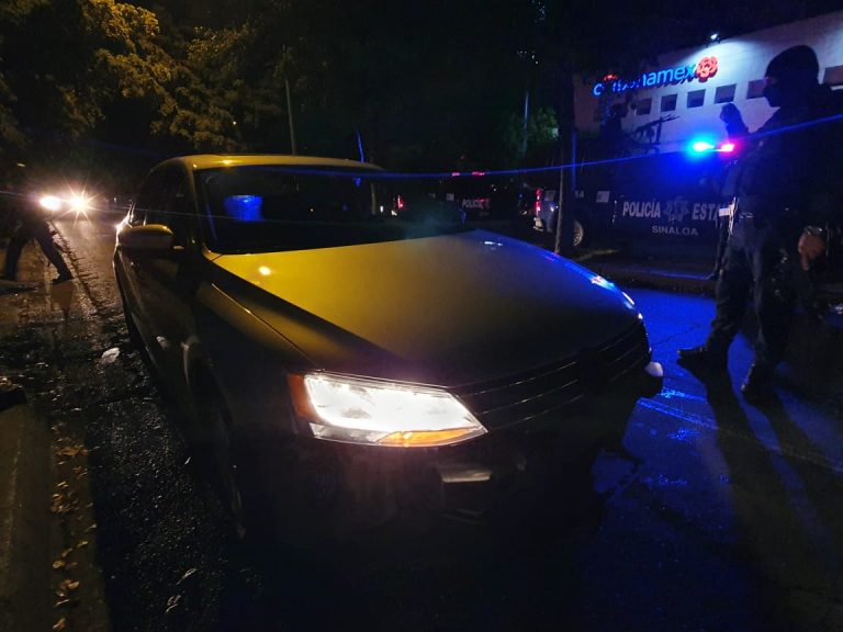 Les encuentran dosis de hierba verde y seca