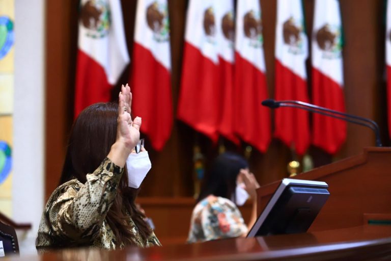 ¡Se les barrió! Olvida Cobaes reportar $11.2 millones