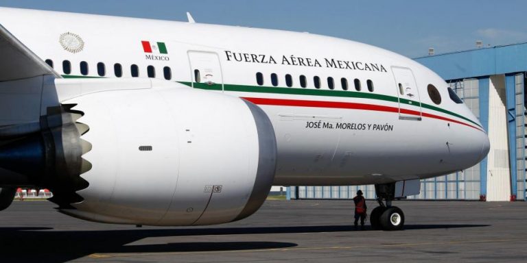 Regresa este miércoles el avión presidencial