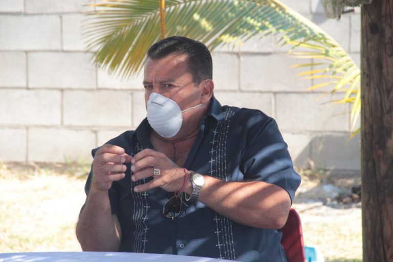 Ante crisis piden a ayuntamiento de Navolato recorte a nómina