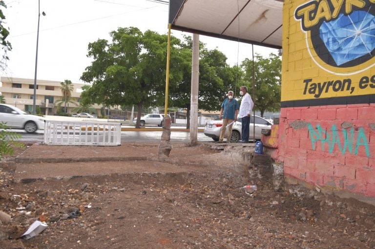 Colocan barandal a alcantarilla donde murió una joven
