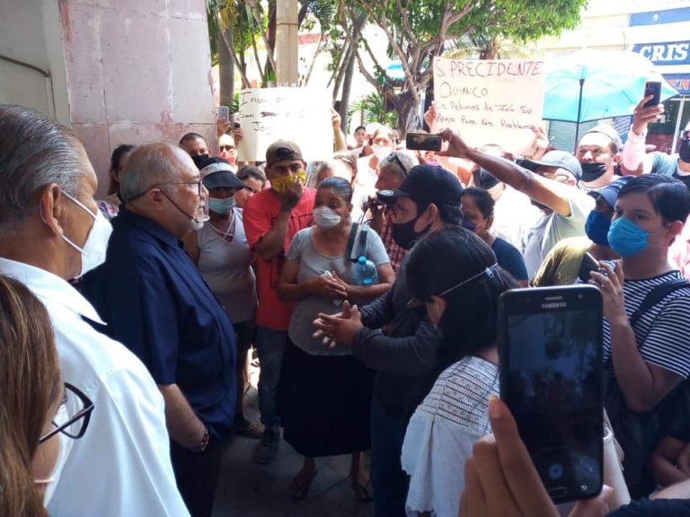 Por desalojo piden ayuda a alcalde de Mazatlán