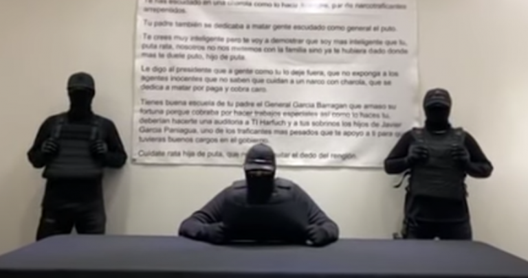 Encapuchados amenazan a García Harfuch en un video