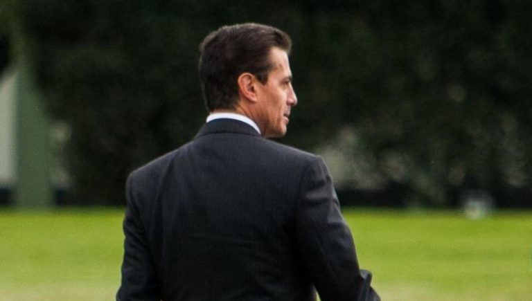 Afirman que EPN está bajo custodia policial en Madrid