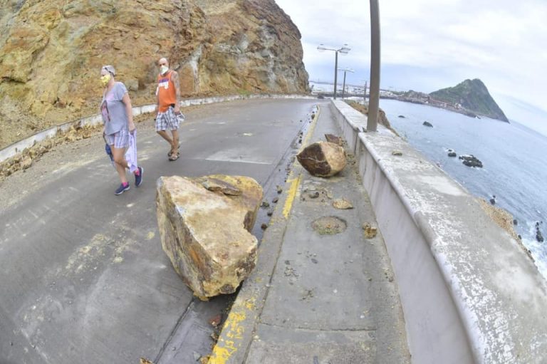 Tras lluvias se desprenden piedras de los cerros El Vigía y Nevería