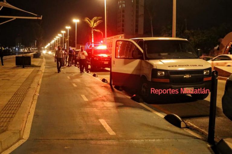 Rescatan cadáver de turista en Mazatlán desaparecido en playa