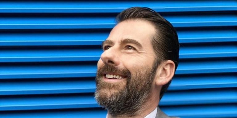 Lo atacan en redes por defender a su hermano por caso Lozoya