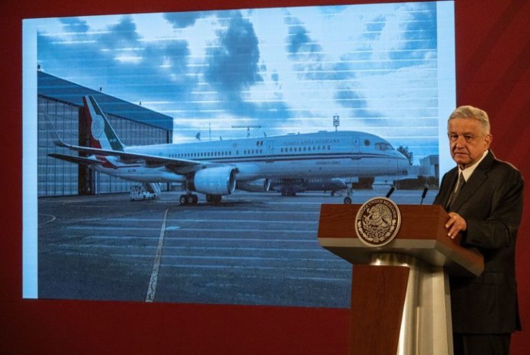 Darán a Salud, los ‘cachitos’ del avión que no se vendan