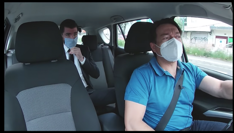 Diputado se hace pasar por taxista para entrevistar pasajeros