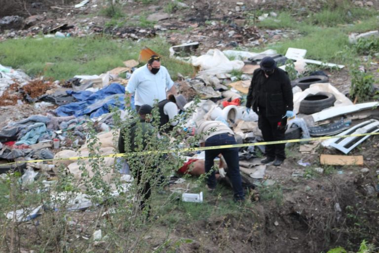 Con golpes encuentran cadáver en el Piggy-Back