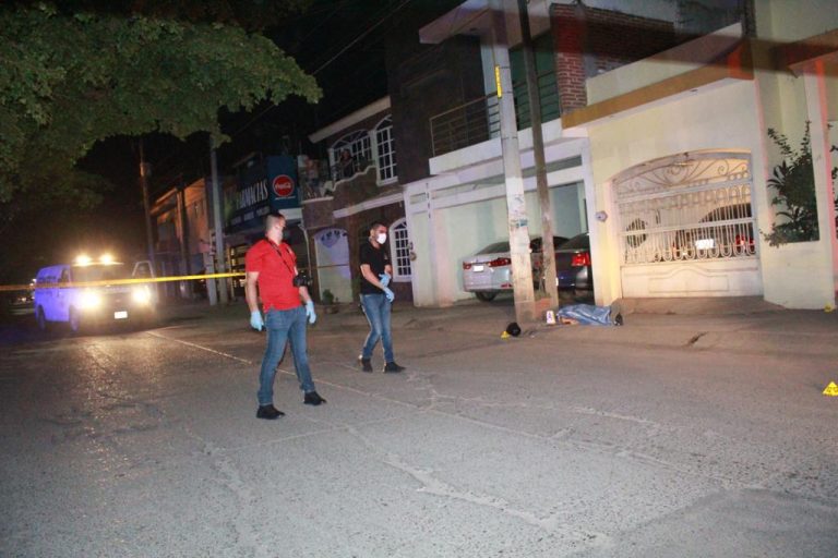 Lo ejecutan en una calle de Terranova