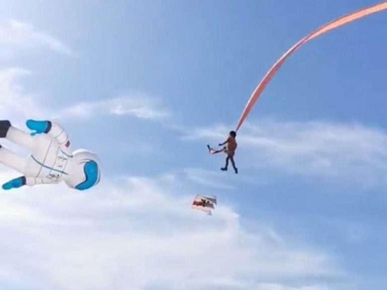 Niña ‘vuela’ atrapada en papalote y sobrevive de milagro