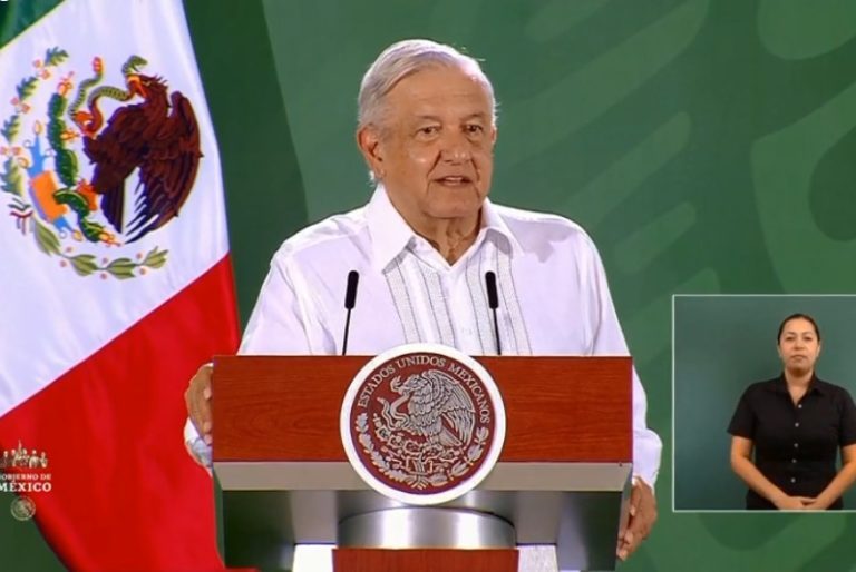 Propone AMLO minuto de silencio por víctimas de COVID-19