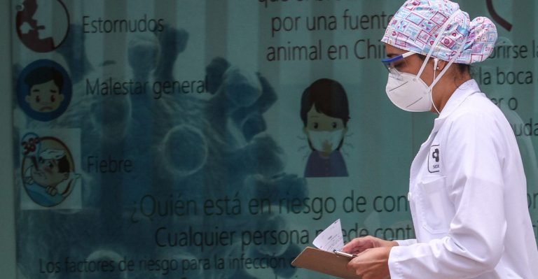 Rebasa México 492 mil casos confirmados de COVID-19