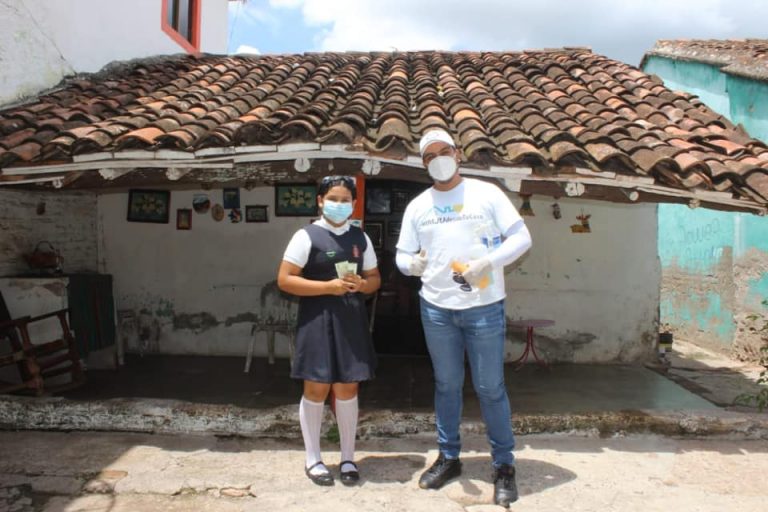 Finaliza Mazatlán entrega de becas