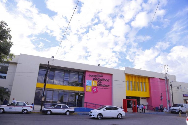 Hospitalizan a dos niños por COVID en Culiacán